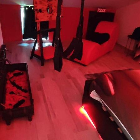 Gite Ange Ou Demon, Jacuzzi, Sauna, Marches De Noel Benfeld Dış mekan fotoğraf
